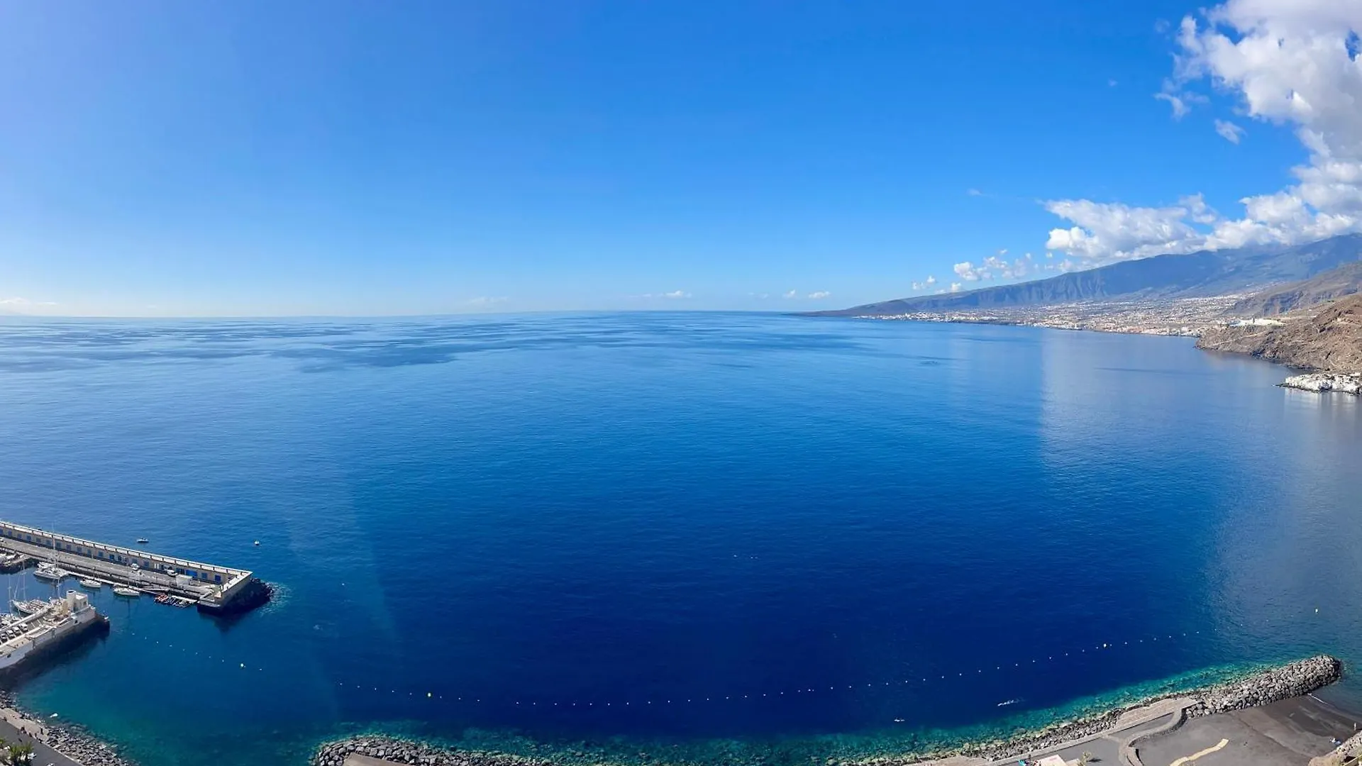 El Gran Lago Azul Radazul